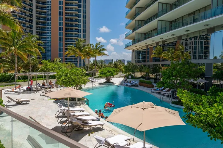 Residences by Armani Casa #2505 image #32