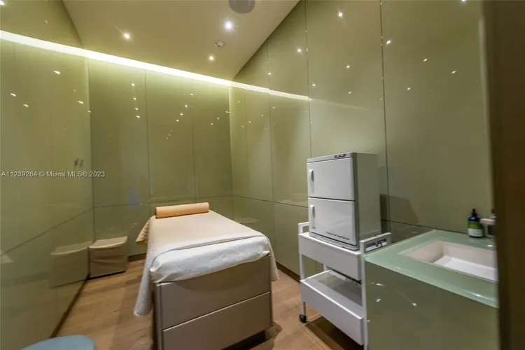 Residences by Armani Casa #2505 image #35