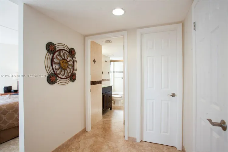 Towers of Quayside Condo #2 #1608 image #12