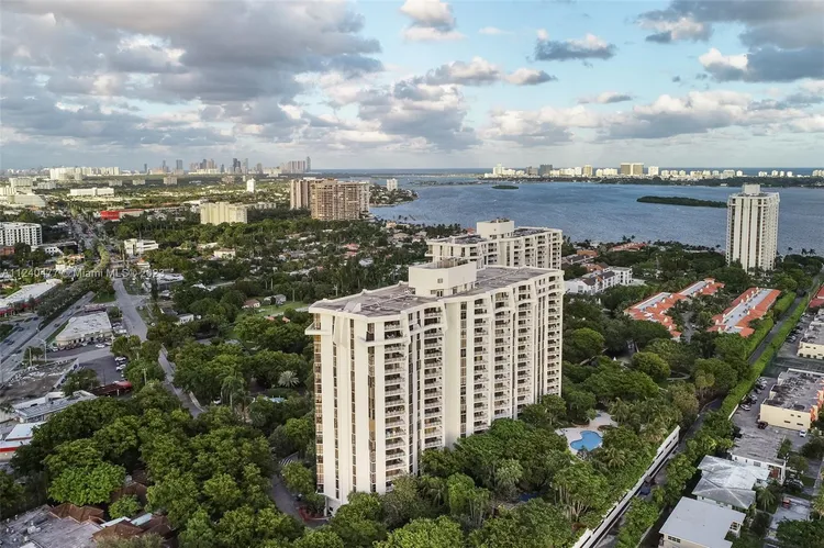 Towers of Quayside Condo #2 #1608 image #18