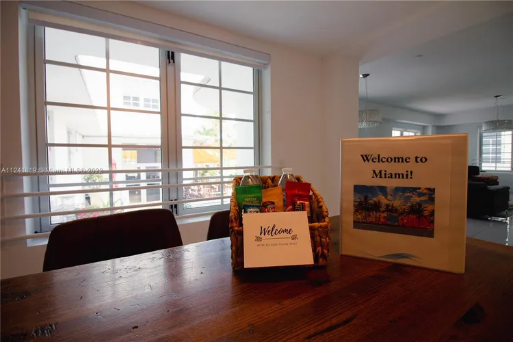 Carlyle Condo Hotel #2N image #33