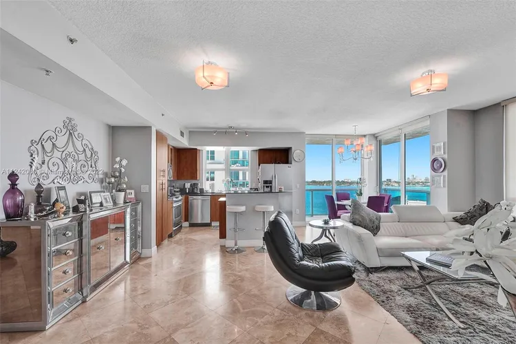 360 Condo #1112 image #13