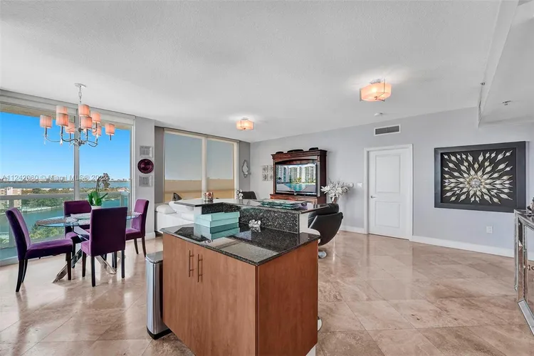 360 Condo #1112 image #19