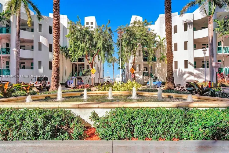 360 Condo #1112 image #63