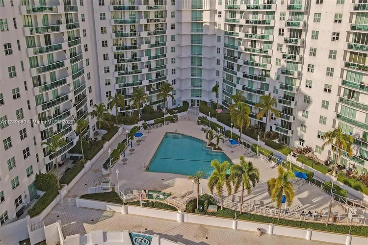 360 Condo #1112 image #67