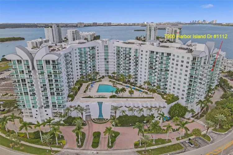 360 Condo #1112 image #92