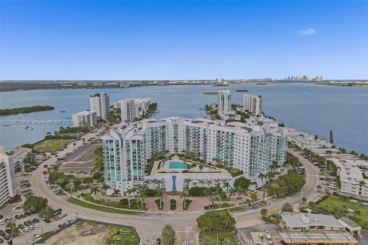 360 Condo #1112 image #93