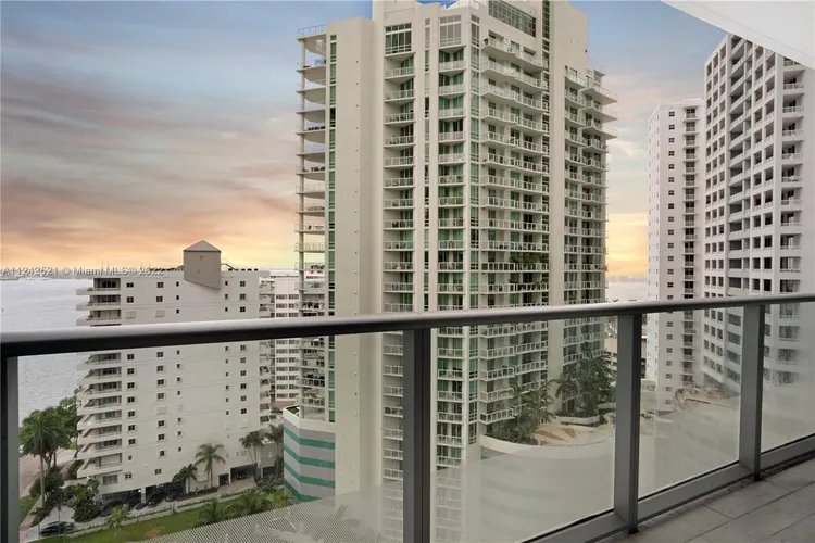 Brickell House #1608 image #27