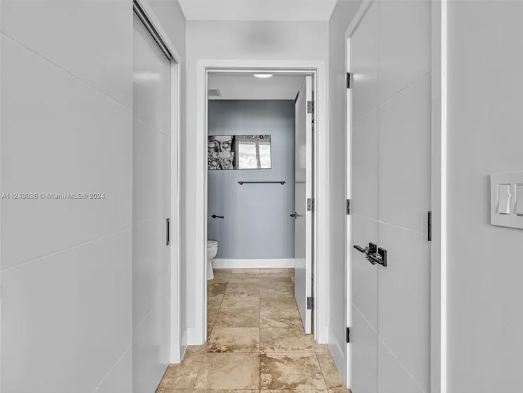 Midtown 2 #H2509 image #39