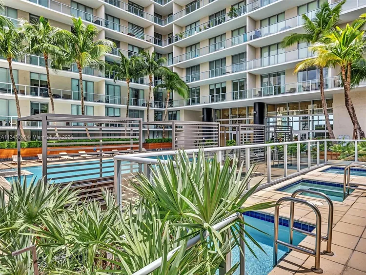 Midtown 2 #H2509 image #73