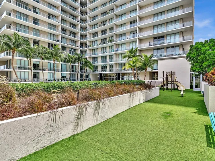 Midtown 2 #H2509 image #81