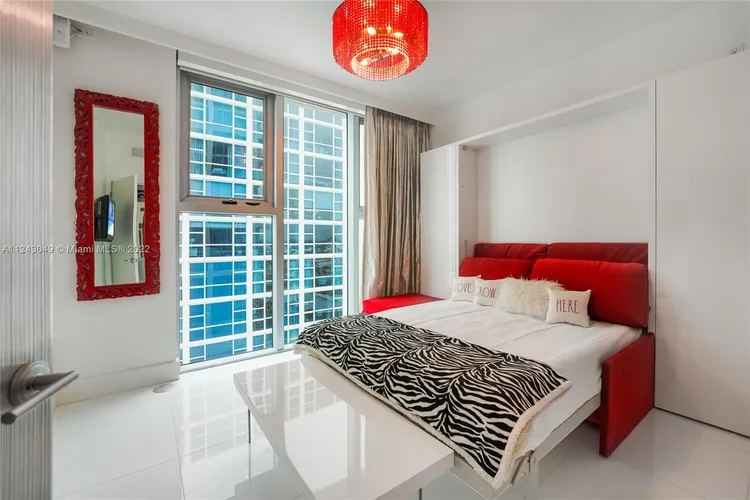 Carillon Condo North Tower #1108 image #12