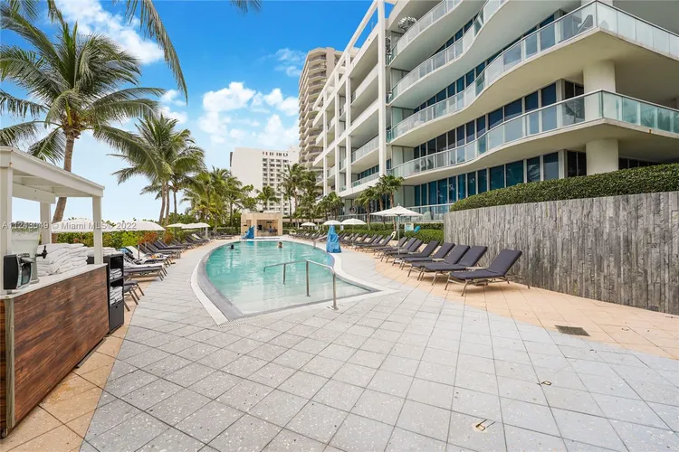 Carillon Condo North Tower #1108 image #23