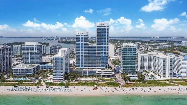 Carillon Condo North Tower #1108 image #31