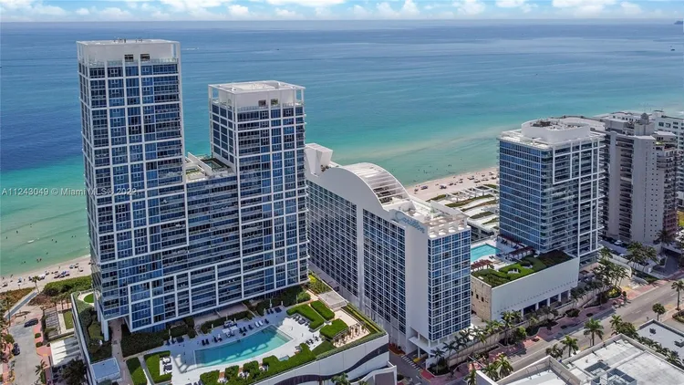 Carillon Condo North Tower #1108 image #33