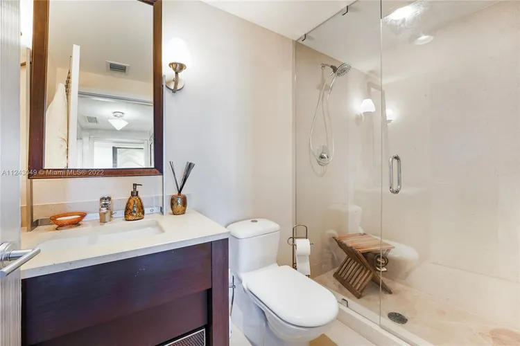 Carillon Condo North Tower #1108 image #35