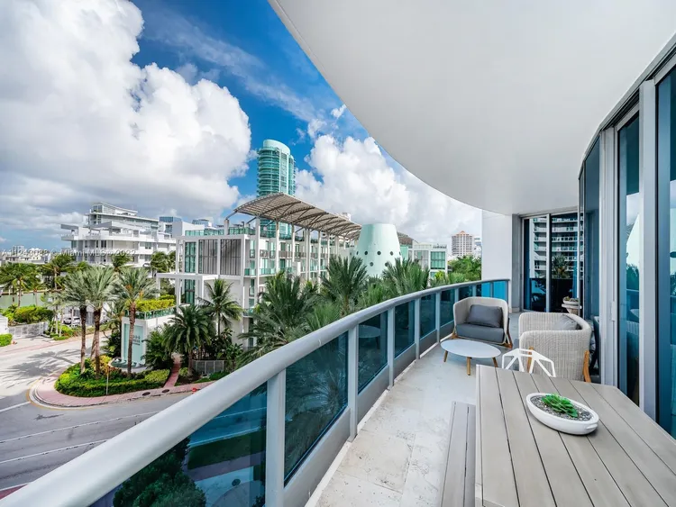 Bath Club #601 image #15