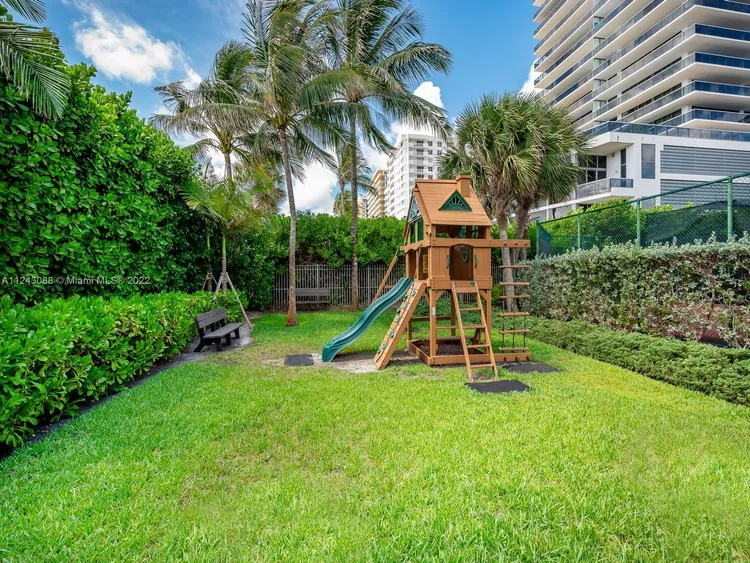 Bath Club #601 image #23