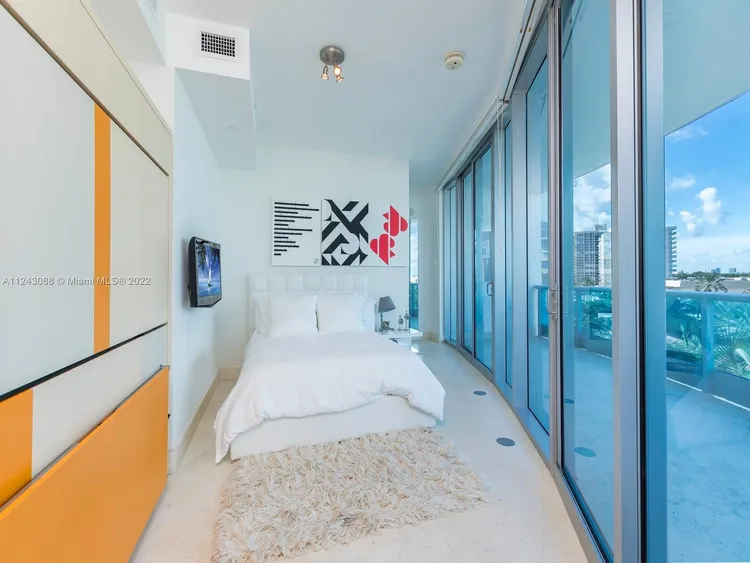 Bath Club #601 image #7