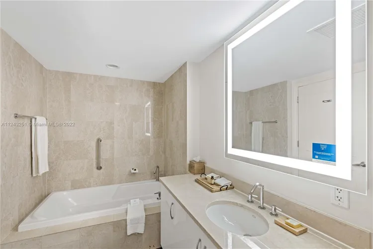 Hilton Q Club #2409 image #15
