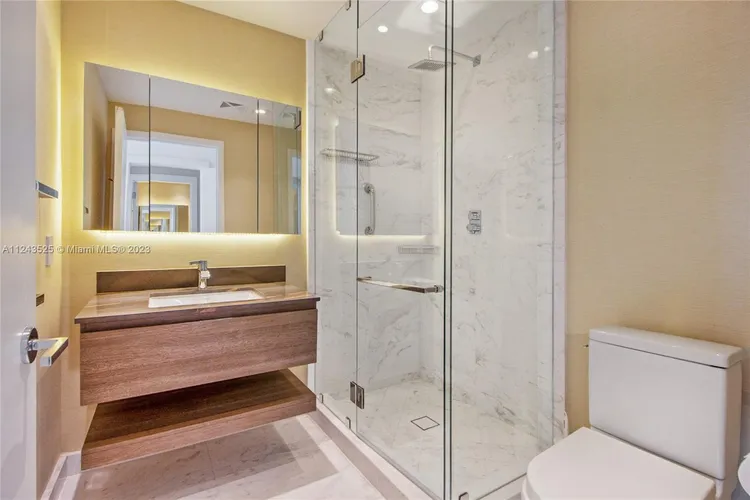 Oceana Key Biscayne #506S image #16