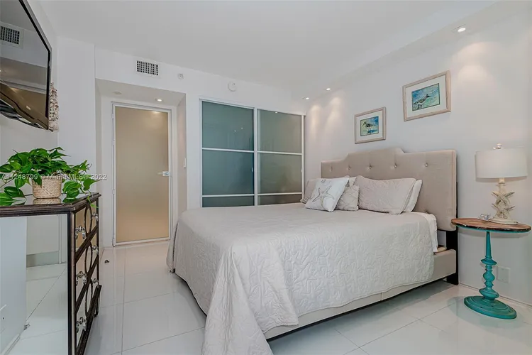 Towers of Quayside Condo #4 #1506 image #12