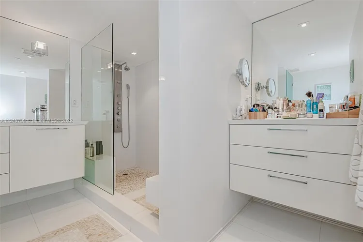 Towers of Quayside Condo #4 #1506 image #21