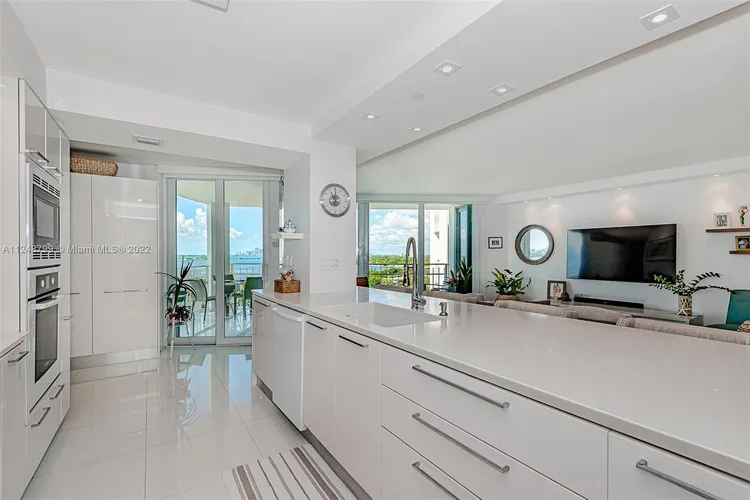 Towers of Quayside Condo #4 #1506 image #9