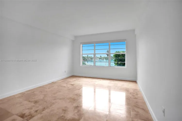 Blair House #2C image #14