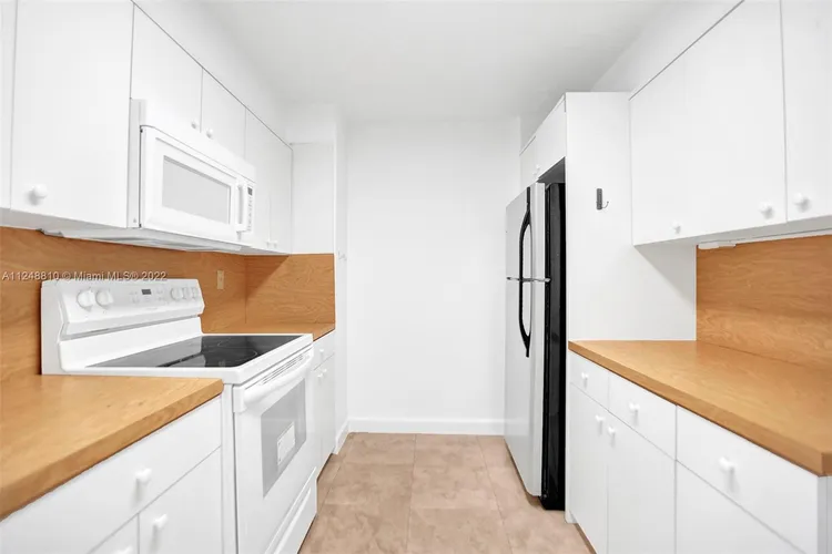 Blair House #2C image #19