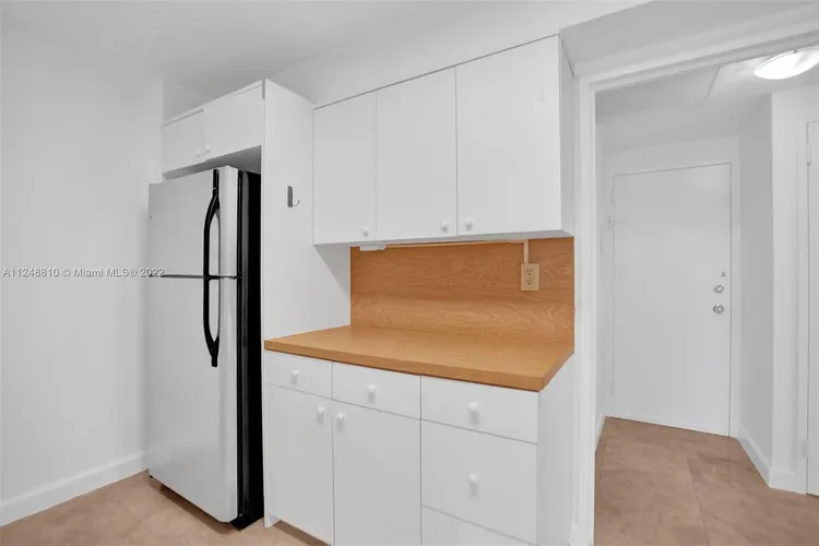 Blair House #2C image #24