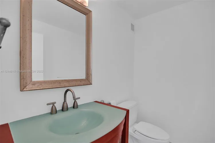 Blair House #2C image #25