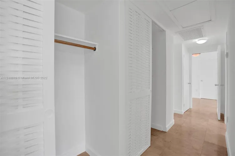 Blair House #2C image #27