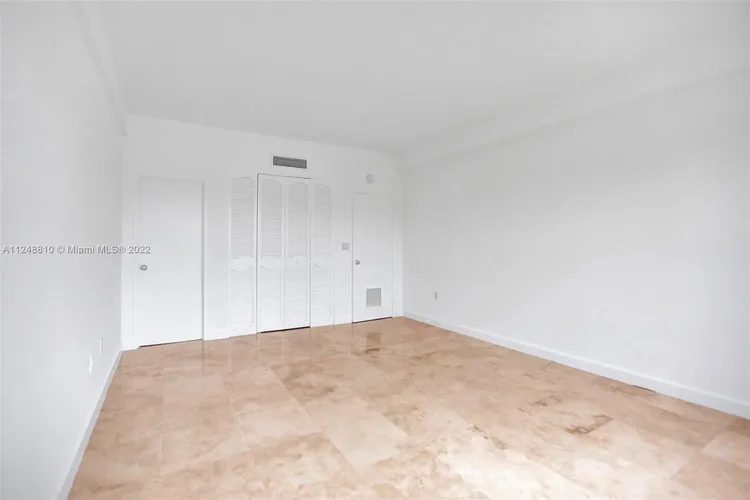 Blair House #2C image #32