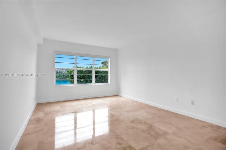 Blair House #2C image #33