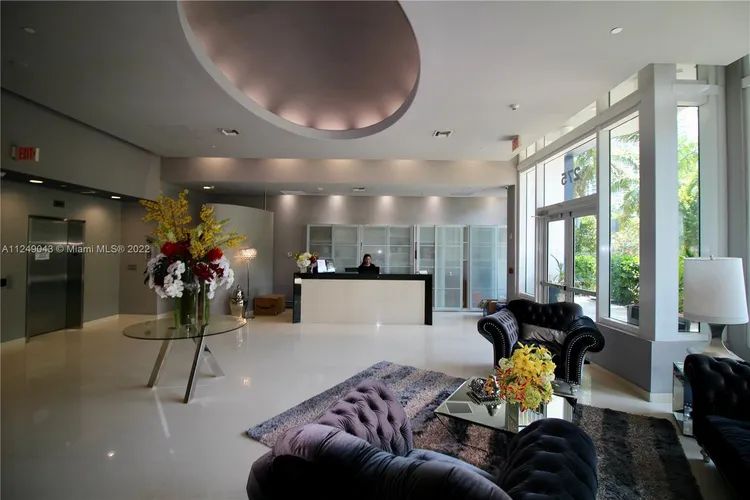 1800 Biscayne Plaza #306 image #13