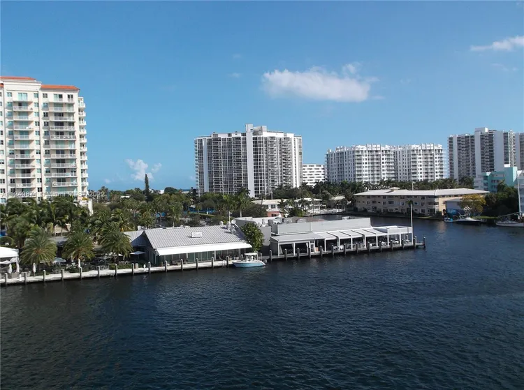 Lauderdale Tower #6H image #17