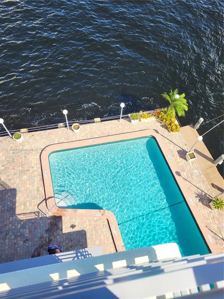 Lauderdale Tower #6H image #23