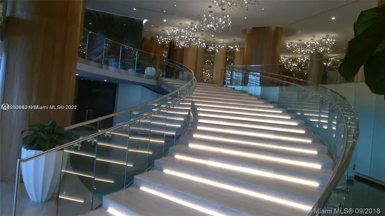 Aria on the Bay #4108 image #12