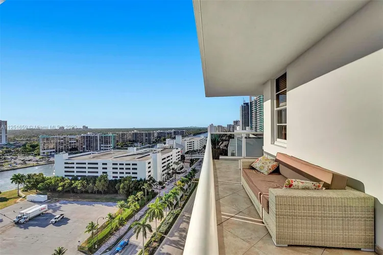 Sea Air Towers #PH-27 image #21