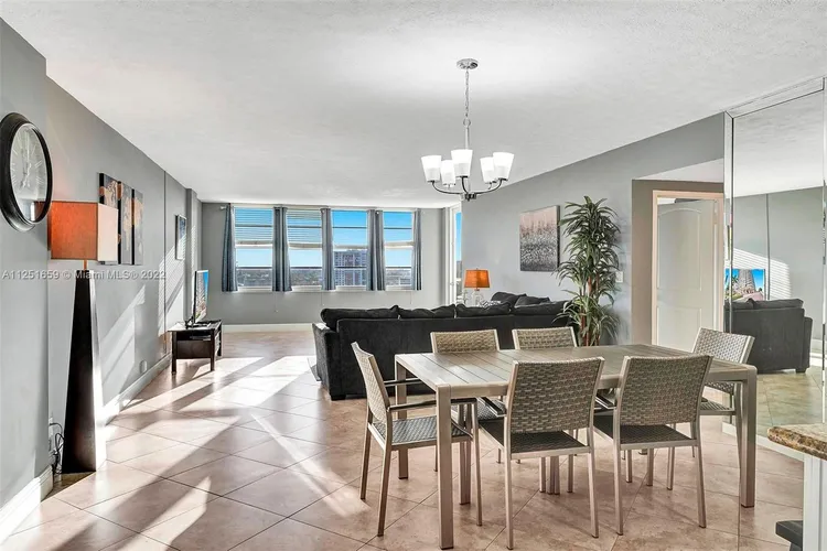 Sea Air Towers #PH-27 image #38