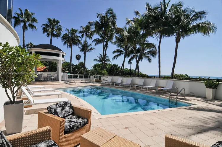 La Tour #PH2602 image #25