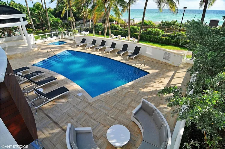 La Tour #PH2602 image #41