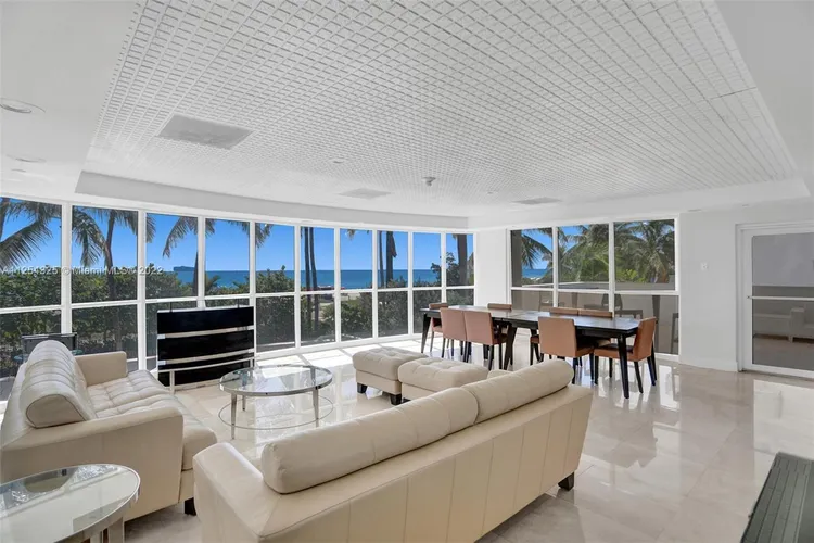 La Tour #PH2602 image #51