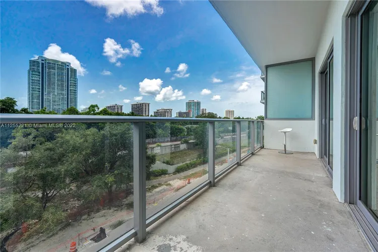 Le Parc at Brickell #413 image #13