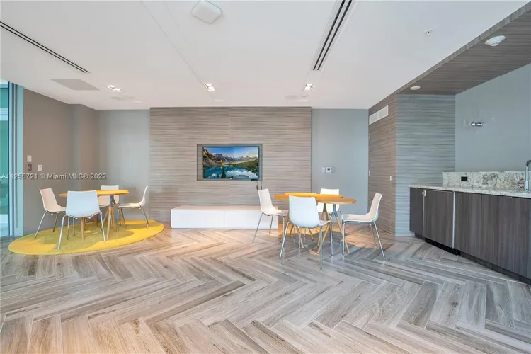Le Parc at Brickell #413 image #25