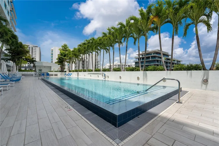 Le Parc at Brickell #413 image #30
