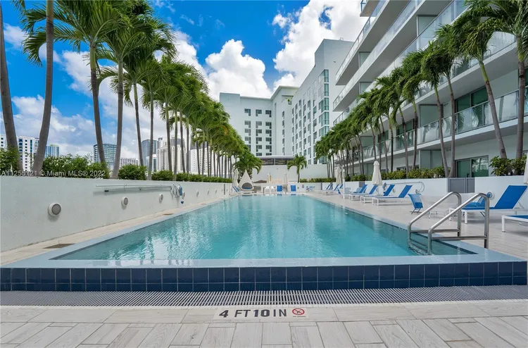Le Parc at Brickell #413 image #31