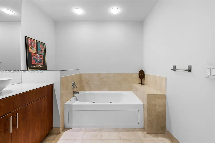 Strada 315 #1904 image #15