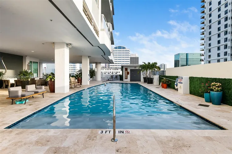 Strada 315 #1904 image #25